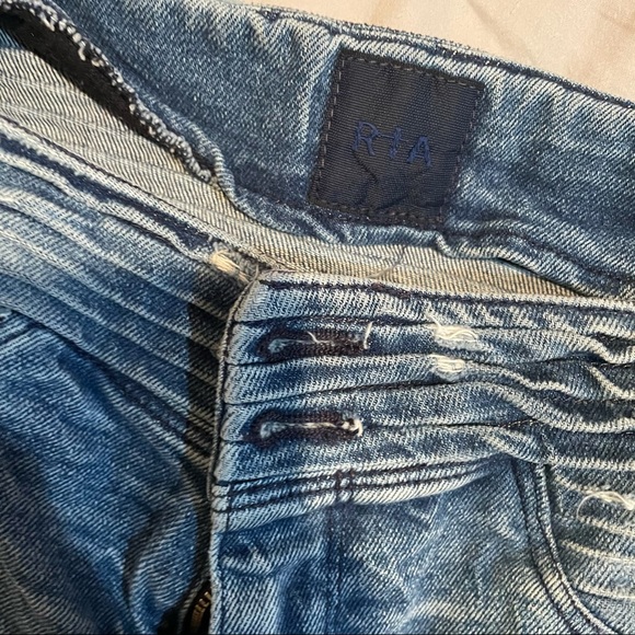 RTA Jean shorts - Picture 2 of 4